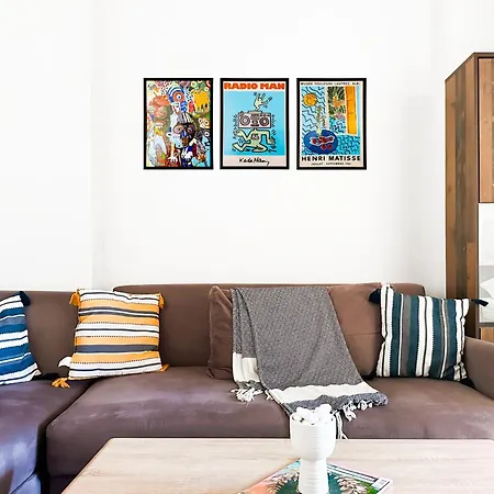 Budget Near Sofias Lions Bridge Appartement