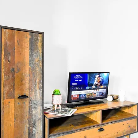 Appartamento Budget Near Sofias Lions Bridge *