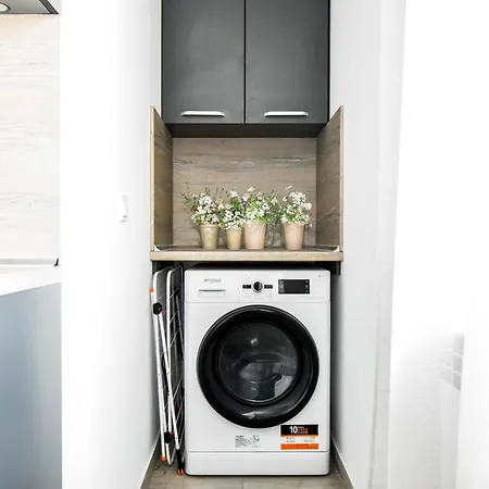 Budget Near Sofias Lions Bridge * Sofia