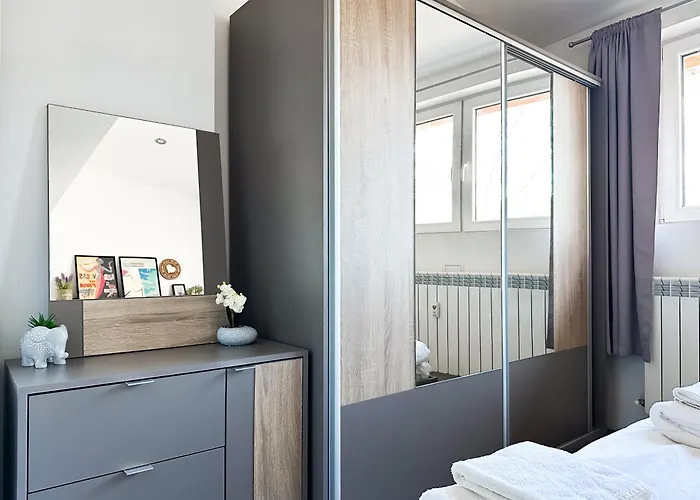 Budget Near Sofias Lions Bridge Sofia