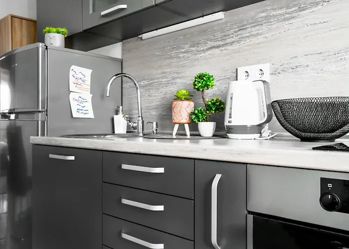 Budget Near Sofias Lions Bridge * 索菲亞