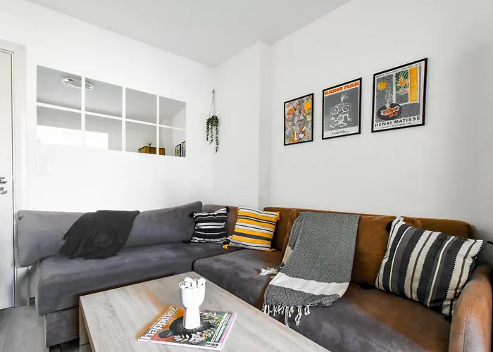 Budget Near Sofias Lions Bridge Apartament Sofia