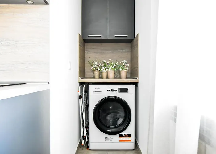 Budget Near Sofias Lions Bridge * 索菲亞