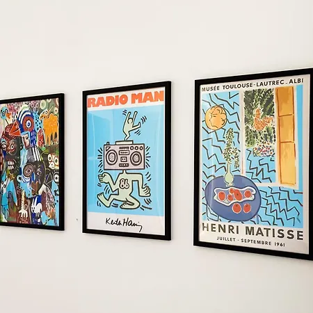 Budget Near Sofias Lions Bridge * София